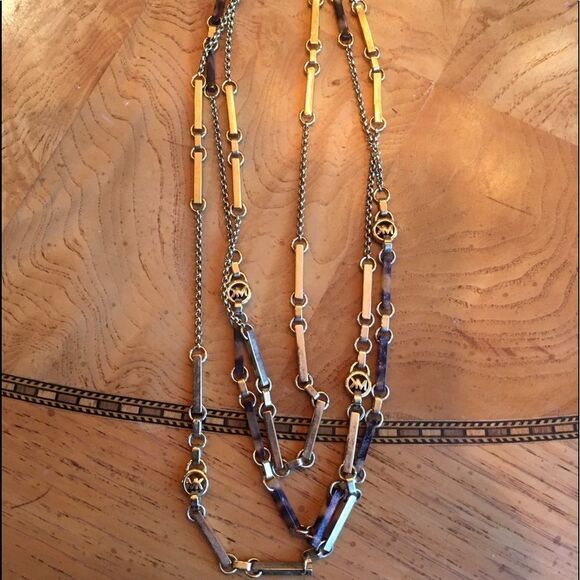 KORS’ 3 Strand TortoiseShell & Gold Necklace - Picture 2 of 9